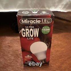 Miracle Grow Lot- Sockets And Bulbs- 12 Bulbs & 6 Sockets ALL BRAND NEW